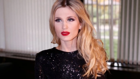 PRIJATELJSTVO NA POMOLU Nevena Božović ugostila Đokovića (FOTO)