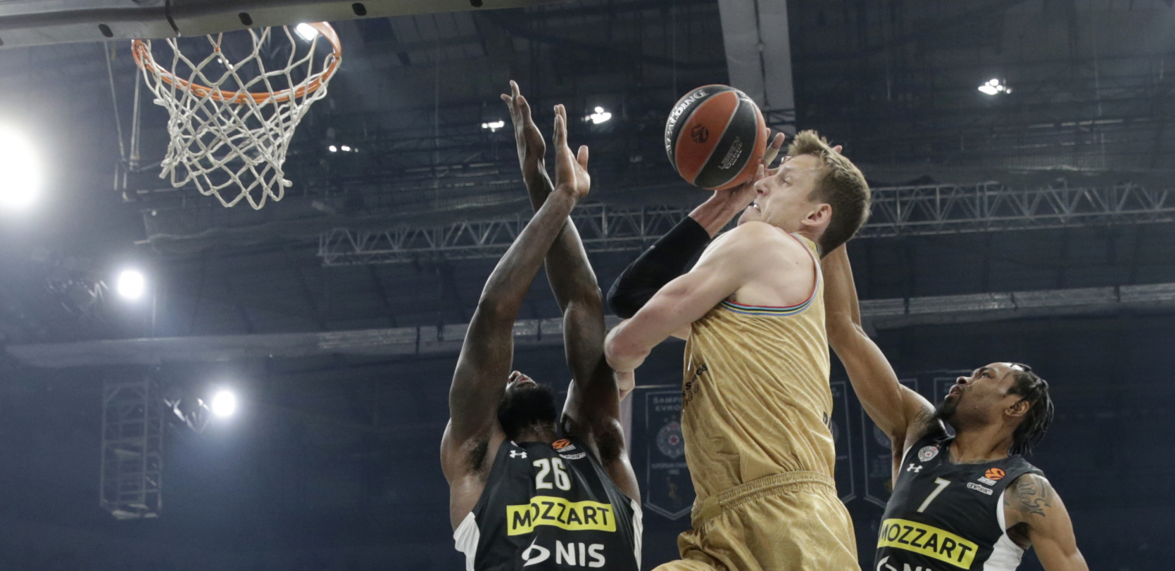 VESELI IMA PORUKU ZA "GROBARE" Moćne reči Čeha, pamtiće ceo život meč u krcatoj "Areni"