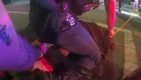 PRIKOVALI GA ZA TLO, DRŽALI ZA GLAVU, VEZALI MU RUKE I NOGE, POLICIJA U ŠOKU Filmsko hapšenje u Americi