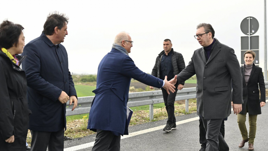 "NASTAVLJAMO VELIKE SNOVE" Večeras od 21h od Beograda do Čačka za samo sat vremena (FOTO)