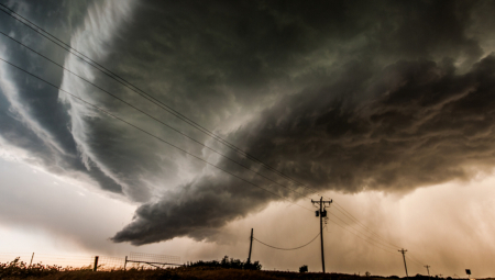 NEBO SE OTVORILO, SVE SE CRNI Nezapamćeno nevreme
