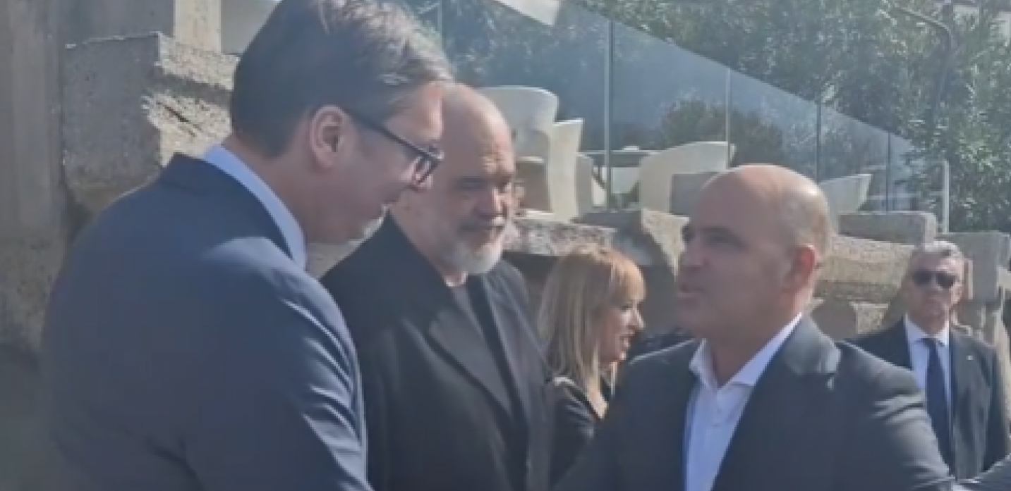 VUČIČ SE SASTAO SA RAMOM I KOVAČEVSKIM Posle sastanka, trojica lidera održaće zajedničku konferenciju za novinare