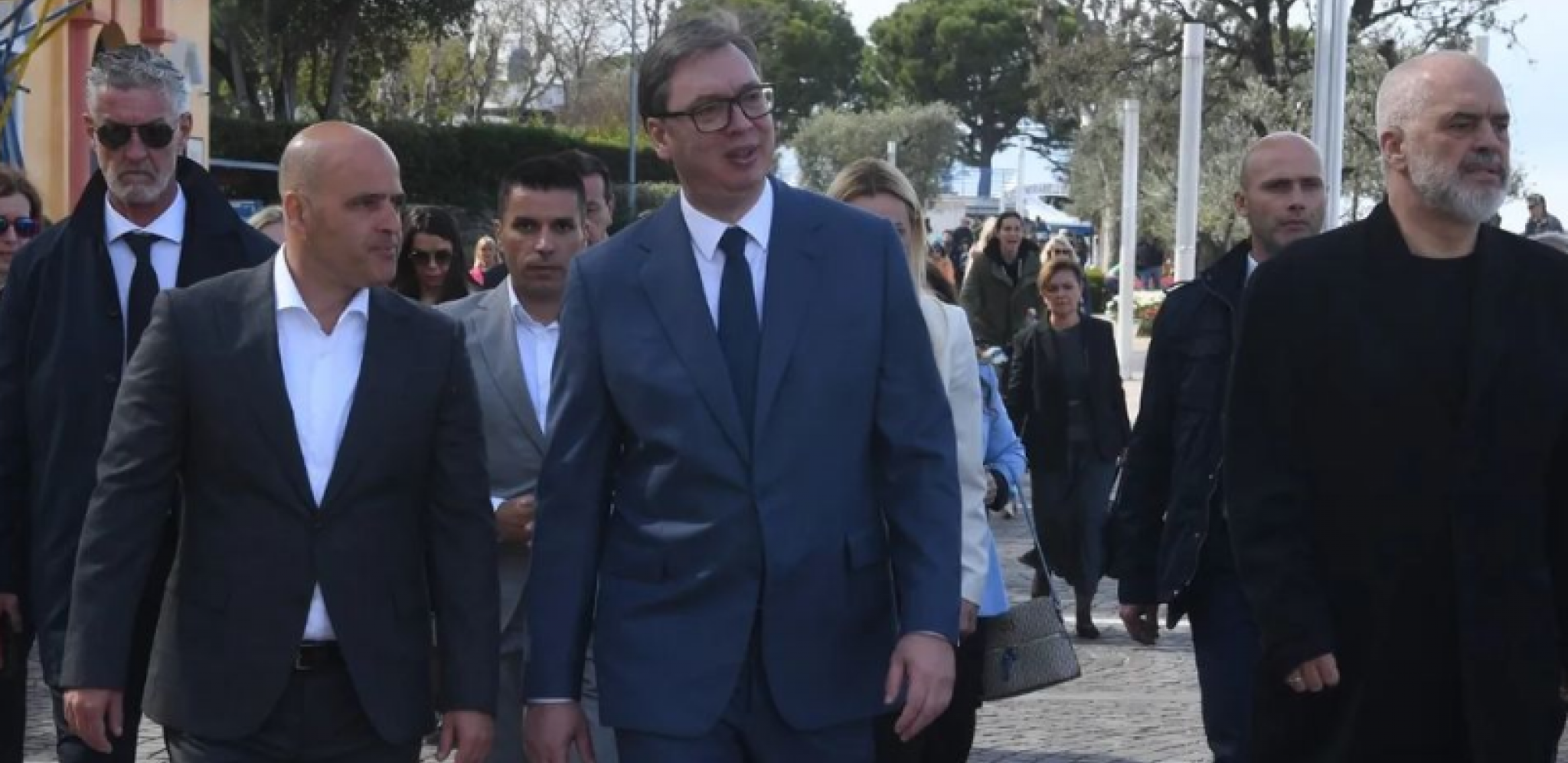 VUČIĆ POSLE SASTANKA SA RAMOM I KOVAČEVSKIM Učinićemo sve kako bi smo omogućili slobodnu trgovinu na Zapadnom Balkanu