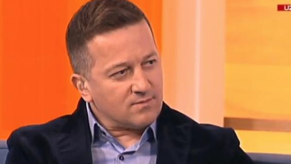 ŽENA SRĐANA PREDOJEVIĆA OBAVIJENA JE VELOM MISTERIJE Ne pojavljuje se nigde, bavi se ozbiljnim poslom i jako je uticajna, a evo kako izleda! (FOTO)