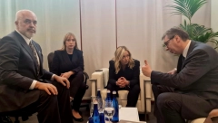 VUČIĆ SE SASTAO SA ĐORĐOM MELONI Na sajmu vina razgovarao sa italijanskom premijerkom (FOTO)