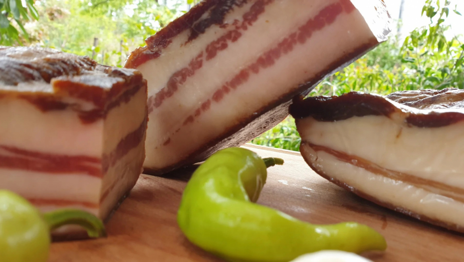 SRPSKI KARDIOLOG RAZBIO ZABLUDU Slanina je zdrava, ali za dug i zdrav život jednu stvar treba ispoštovati