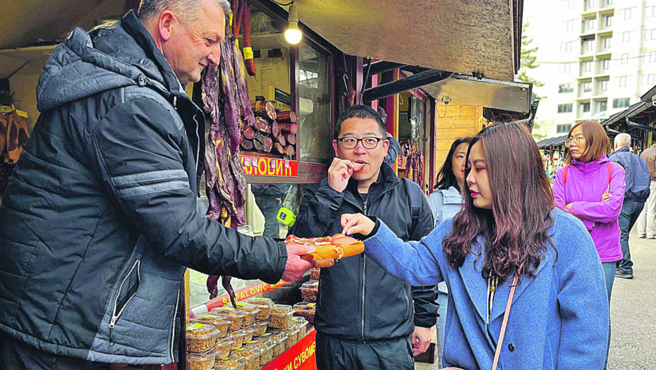 Kinezi krkali pršutu na Zlatiboru