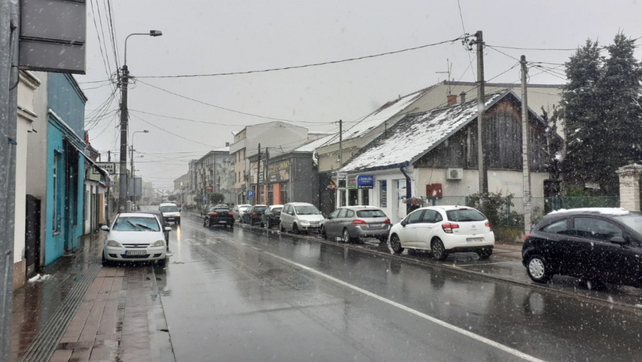 DETALJI SAČEKUŠE U OBRENOVCU Braća izrešetana  po nogama!