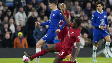 VELIKI TRANSFER NA OSTRVU Arsenal odrešio kesu i za više od 70 miliona evra doveo zvezdu Čelsija