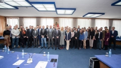 Stipendisti kompanije NIS na sastanku sa ministrom Ružićem