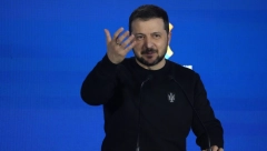 POTERAO GA MALER Zelenski prekinuo govor tokom primanja nagrade, za sve optužio Ruse, a onda se desilo nešto još gore! (VIDEO)