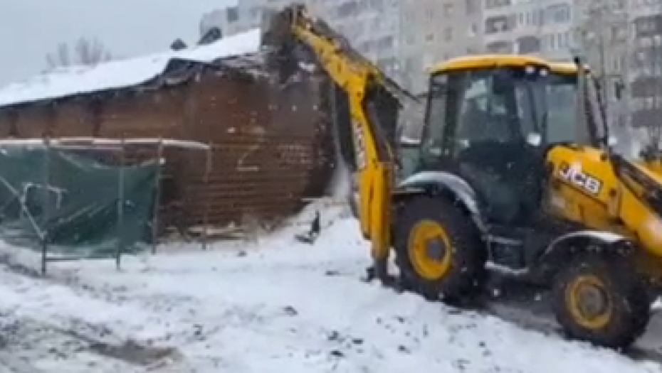 POČELO RUŠENJE HRAMA KANONSKE UPC U LAVOVU Na istom mestu praviće novu crkvu pod jurisdikcijom raskolničke PCU (VIDEO)