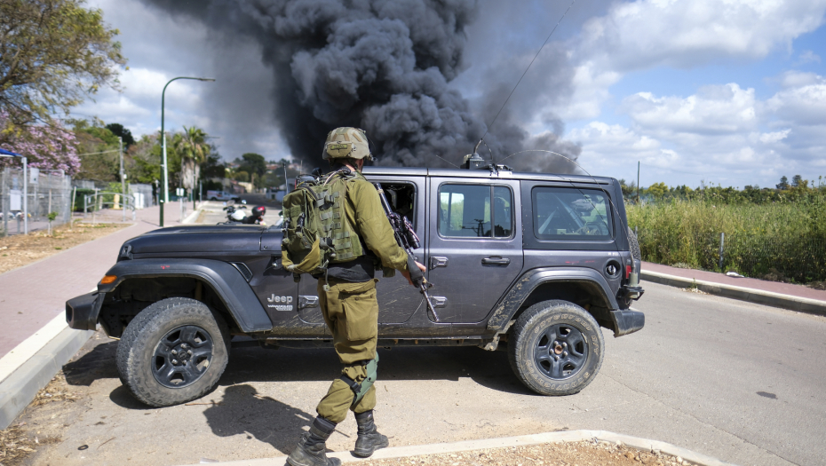 LIBAN SE UKLJUČIO U RAT? Izrael izveo artiljerijski napad