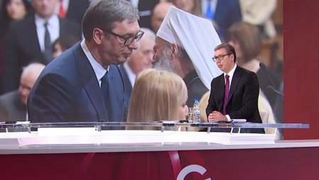 NE ODLUČUJU NAM AMBASADORI PO KAFANAMA Vučić: Mi nemamo decu za bacanje i moramo da povećamo natalitet!