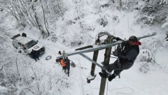 SNAŠ'O SE ZA STRUJU STRUJU OD 2019. DO MARKOVDANA 2021. Poljoprivrednik iz Bresnice oštetio brojilo, pa se sam nakačio na elektro-energetski sistem
