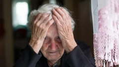 ISTETOVIRANI BATICA JE MOJOJ MAJCI (85) "UVALIO" DUŠEK I JASTUK ZA 250 EVRA, A VREDE 40 Još jedan Srbin otkrio prevaru, šema im je već dobro poznata