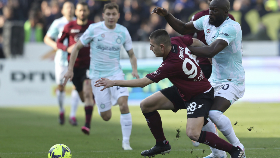 NASTAVLJA SE AGONIJA INTERA "Neroazuri" ispustili pobedu u 90. minutu