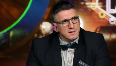 SKANDAL U OSNOVNOJ ŠKOLI  Kristijan Golubović držao čas, oglasilo se ministarstvo, a onda i opasni momci sa Ceraka!