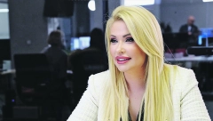 POLITIČARKA PROMENILA FRIZURU: Pogledajte kako sada izgleda Sandra Božić