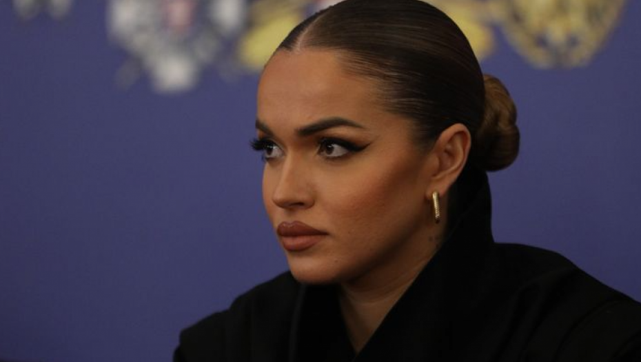 MOJ TATA NIJE BIO TU Teodora Džehverović progovorila o odnosu sa ocem i teškom odrastanju