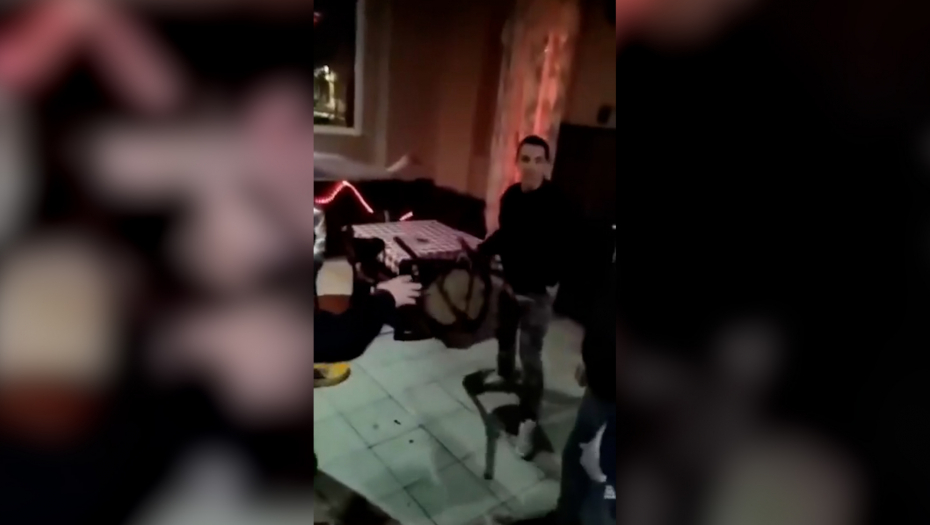 A SAMO JE HTEO DA ZAŠTITI SINA! Nakon svađe u kafani Mokričanin dobio brutalne batine!