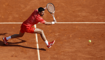 ĐOKOVIĆU (NI)JE UGROŽENO PRVO MESTO Evo do kada Novak sigurno ostaje na vrhu ATP liste