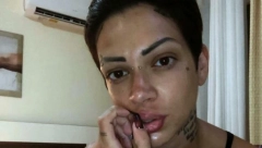 ŽIVELA JE U LUSKUZU I KUPALA SE U NOVCU, A ONDA PROPALA Dva puta pokušala da sebi oduzme život, pobegla daleko, a evo šta danas radi i kako izgleda Dunja Ilić! (FOTO)