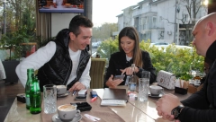 ZOVI ME KAKO HOĆEŠ, SAMO ME ZOVI Pevač Republika benda otkrio kako je dobio nadimak, u sve je umešan i Bane Opačić