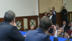 JURE NAŠE NAJBOLJE MOMKE Sofronijević: Hoće da nas istrebe i pobiju