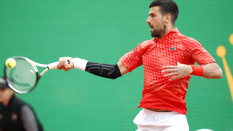 NOVAKA NEŠTO MUČI Ozbiljno upozorenje, Đokovićev tim mora da reaguje što pre