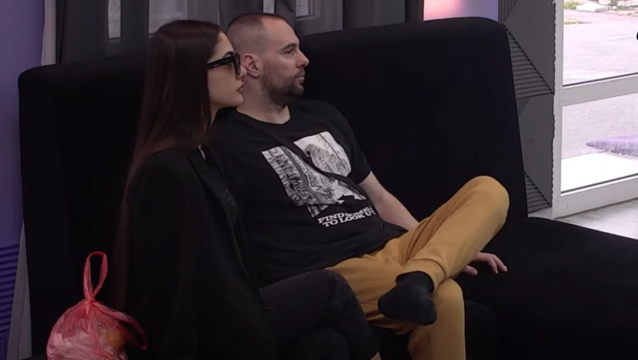 "IMA SINDROM BITNIH LIČNOSTI" Anđela i Zvezdan na stubu zbog ovoga, a evo žašto Anđela nije ispala čovek prema Ani!