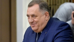 Dodik: Ostaću neposlušan sve dok Šmit ne ode