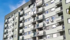 DETALJI POŽARA NA VOŽDOVCU Gori instalacija na sedmom spratu, 15 vatrogasaca na terenu!