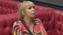 MILJANA DUGUJE 208.000 EVRA! Kulićeva u ogromnim finansijskim problemima, prinuđena je da radi ovo kako bi zaradila novac