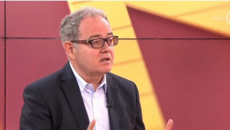 VUČIĆ IM JE SAD KRIV I ŠTO SE BAVI PITANJEM KOSMETA! Lutovac otvoreno rekao koliko im KiM nije bitan! (VIDEO)