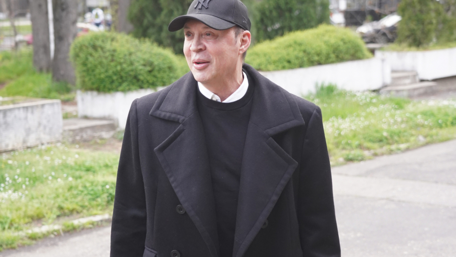 NIKO NIJE OČEKIVAO DA IM JE OVAKVO STANJU U DOMU Karamelina žena ne može više da ćuti, raskrinkala njegovu veliku tajnu, šokantno!