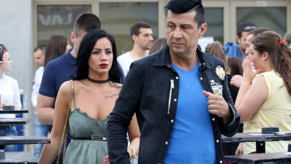 MOMENTALNO OGLAŠAVANJE ZORANA PEJIĆA Povodom navoda da je Ena trudna, imao sinu da poruči samo jedno!