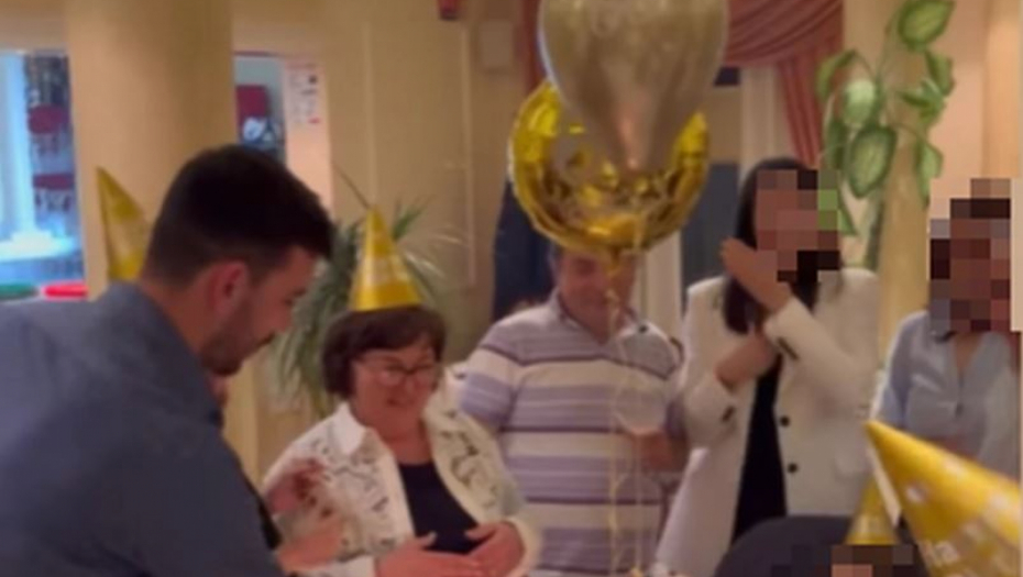 DOVELA NOVOG DEČKA NA PORODIČNO OKUPLJANJE! Trudna Anđelka Prpić više ne krije ljubav sa najboljim drugom bivšeg muža, a evo kako ga njena majka prihvatila (FOTO)
