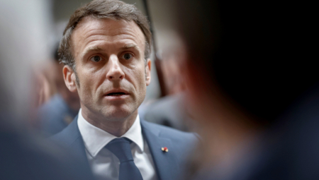 ŠTA SE KUVA U FRANCUSKOJ VLADI? "Makron pokušava da izvrši udar!"