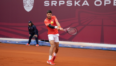 PUBLIKA U TRANSU U BANJALUCI Pogledajte poen Đokovića i Lajovića koji je podigao navijače na noge (VIDEO)