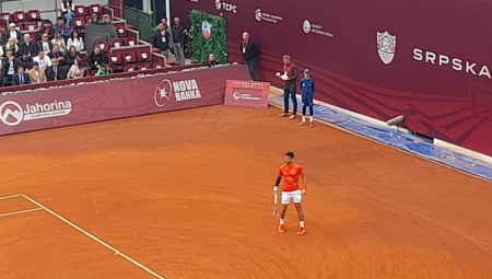 URNEBESNA IZJAVA ĐOKOVIĆA Novak pobedio mladog Francuza, pa jednom rečenicom sve nasmejao