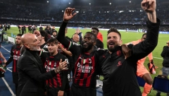 NE IDE TO BEZ VLAHOVIĆA Srpski napadač nije igrao, Milan pobedio Juventus i overio plasman u Ligu šampiona