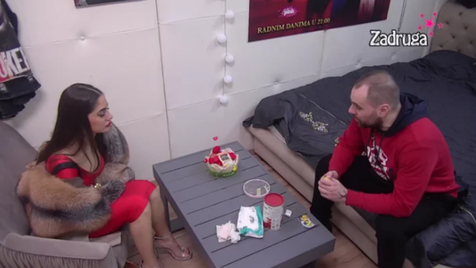 DA LI JE OVO KONAČNA ODLUKA ILI SAMO IGRA Anđela tvrdi da se nikada neće pomiriti sa Zvezdanom, bila je moralna devojka koja ne gazi preko svojih reči