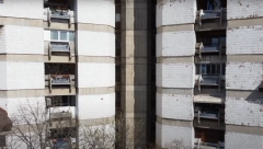 "NISAM DOŠLA SA SELA DA NOSIM OPANKE" Muškarac ne može da živi od komšinice, pozvonio joj na vrata da se požali, a ona mu rekla ovo