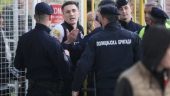 SEVALE PESNICE PRED SVLAČIONICOM Pogledajte šta se desilo nakon utakmice Čukaričkog i Partizana (VIDEO)