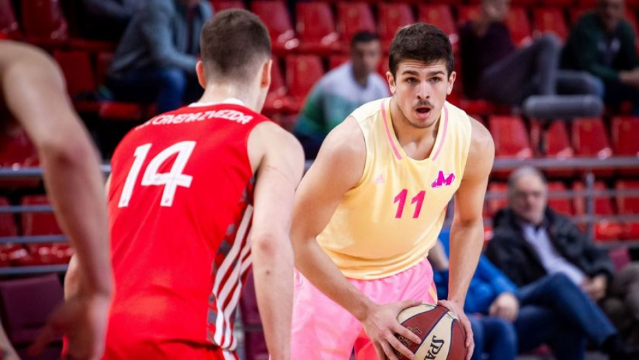 MEGA ODBRANILA TRON Đurišić i Jović se nadmetali sa Topićem, Zvezdini juniori ostali bez trofeja