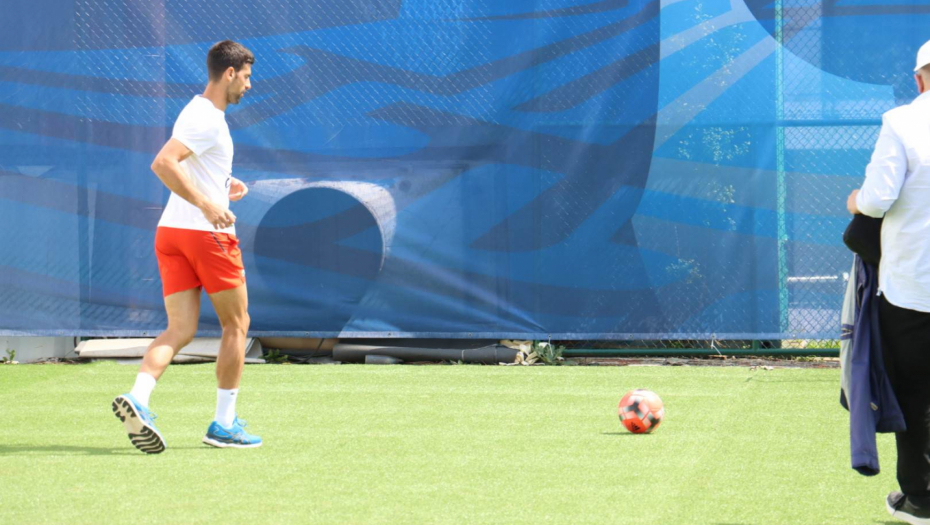 NA POMOLU FUDBALSKI RAT, "UMEŠAN" I ĐOKOVIĆ "Mali" klubovi uzvraćaju udarac