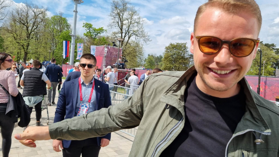 Draško Stanivuković došao da bodri Đokovića, svi se pitaju gde mu je devojka (FOTO)