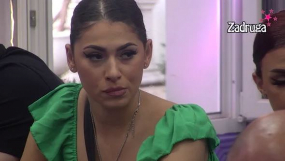 MILICA VESELINOVIĆ SE TAJNO VERILA: Bila sa Mensurom Ajdarpašićem, zavela Bilala, a sada rešila da okrene novi list (FOTO)