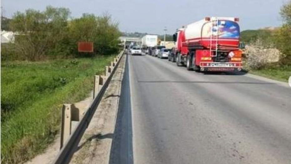 DANAS I SUTRA ZBOG RADOVA PROMENE U SAOBRAĆAJU NA PETLJI BUBANJ POTOK! Vozači, proverite sve pre nego što krenete na put!